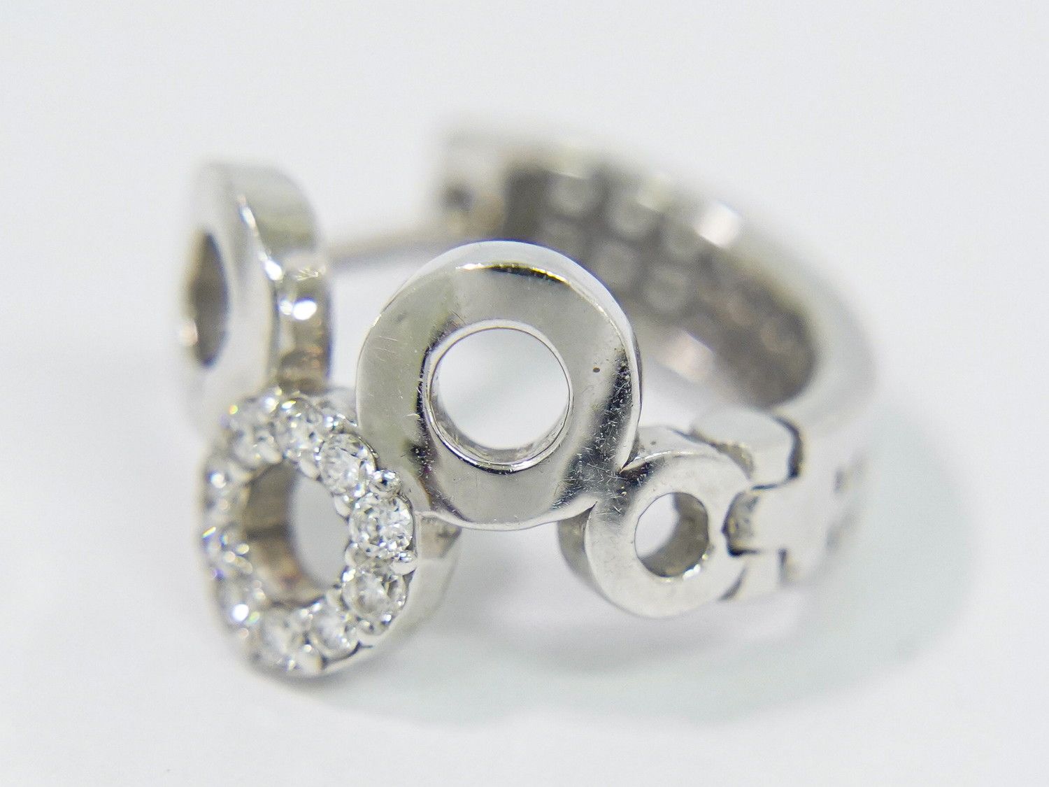 本物 ダイヤモンド 0.09ct ×2 K18 WG フープ ピアス ホワイトゴールド ジュエリー フォロー割