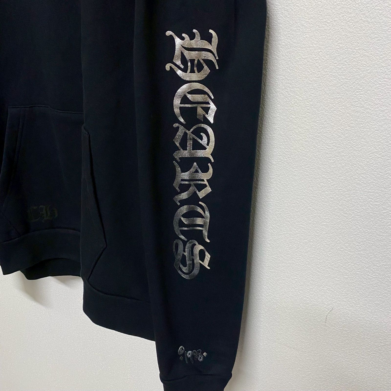 CHROME HEARTS Vertical クロムハーツ バーティカル ロゴ 黒 ブラック 