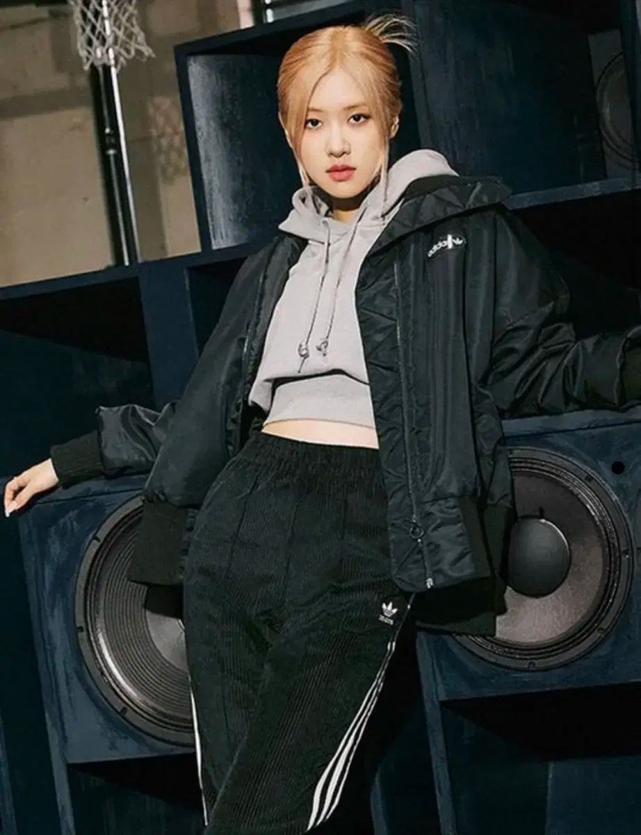 アディダス リップ ブルゾン ジャケット ロゼ 着用