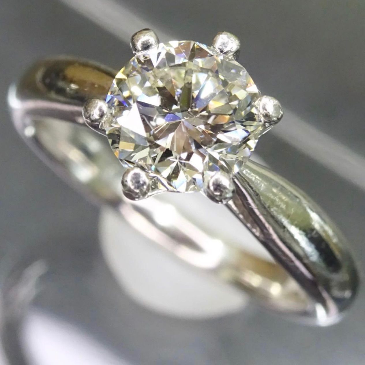 一粒ダイヤモンドリング プラチナ　専用1.17ct大粒ジュエリーマキ ジュエリーマキ pt850 プラチナ 大粒 天然ダイヤモンド1.00ct 立て爪