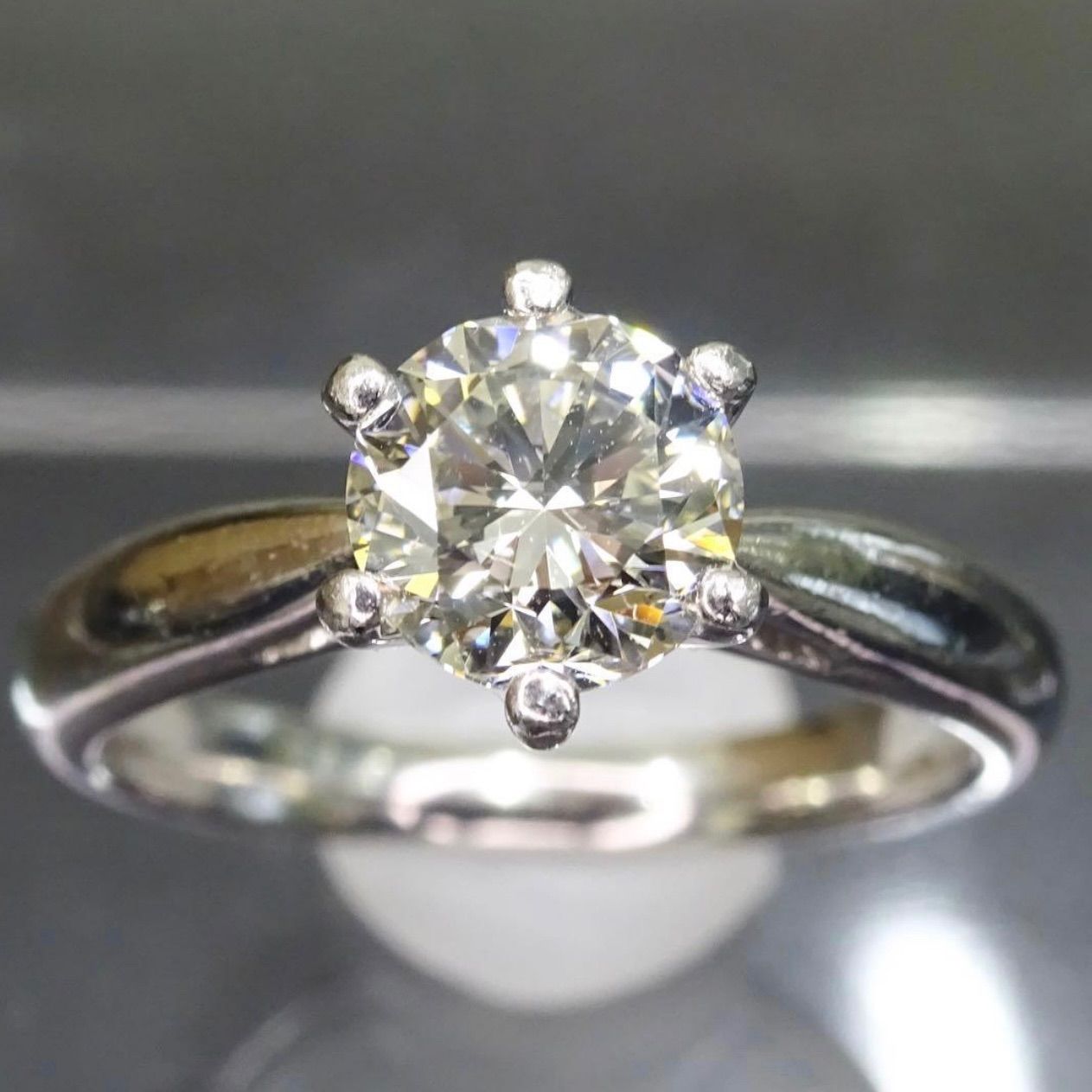 ジュエリーマキ pt850 プラチナ 大粒 天然ダイヤモンド1.00ct 立て爪 