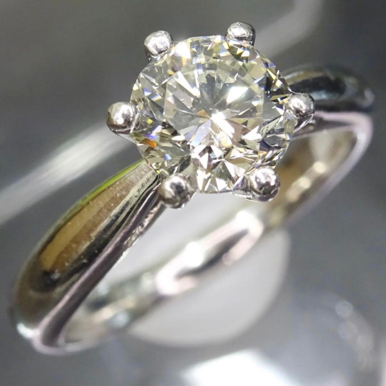 ジュエリーマキ pt850 プラチナ 大粒 天然ダイヤモンド1.00ct 立て爪