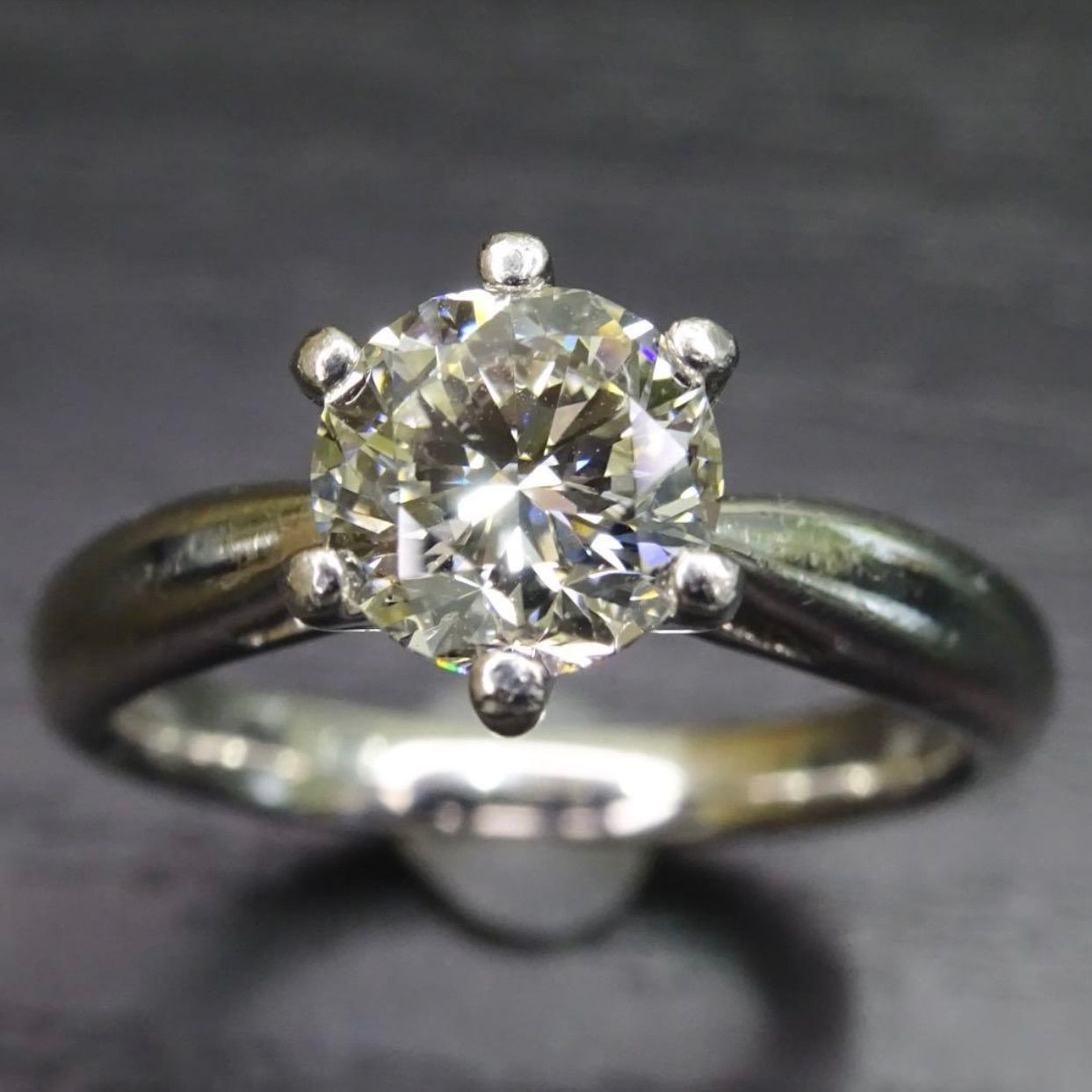 ジュエリーマキ pt850 プラチナ 大粒 天然ダイヤモンド1.00ct 立て爪