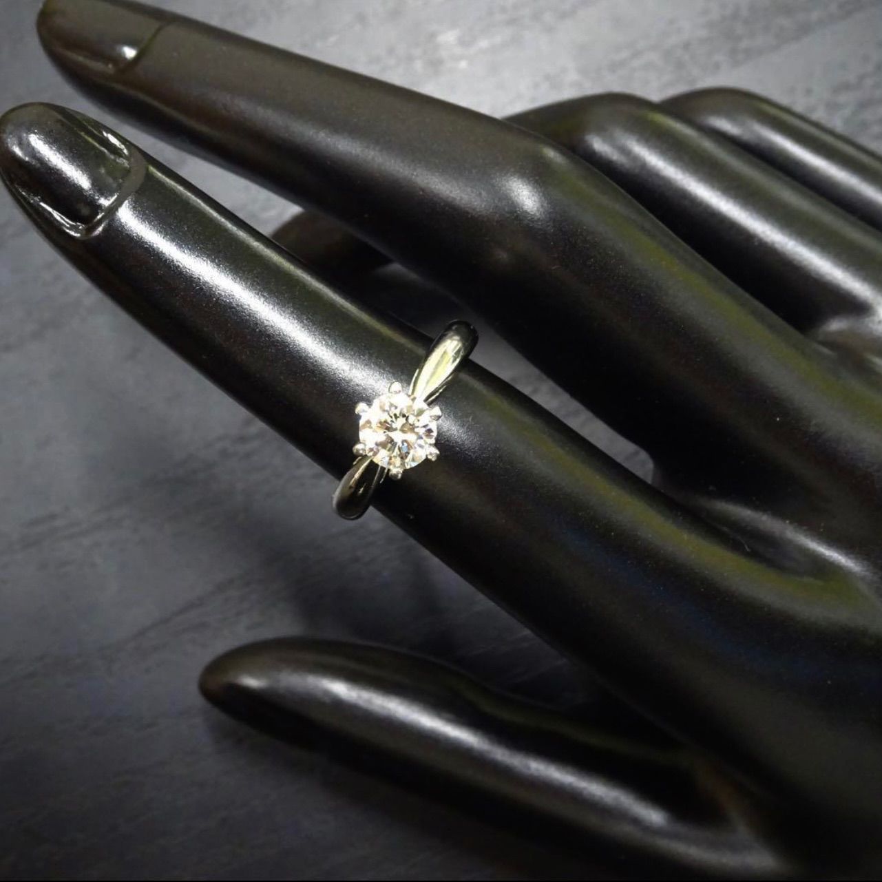 ジュエリーマキ pt850 プラチナ 大粒 天然ダイヤモンド1.00ct 立て爪