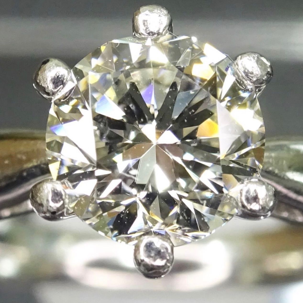 ジュエリーマキ pt850 プラチナ 大粒 天然ダイヤモンド1.00ct 立て爪