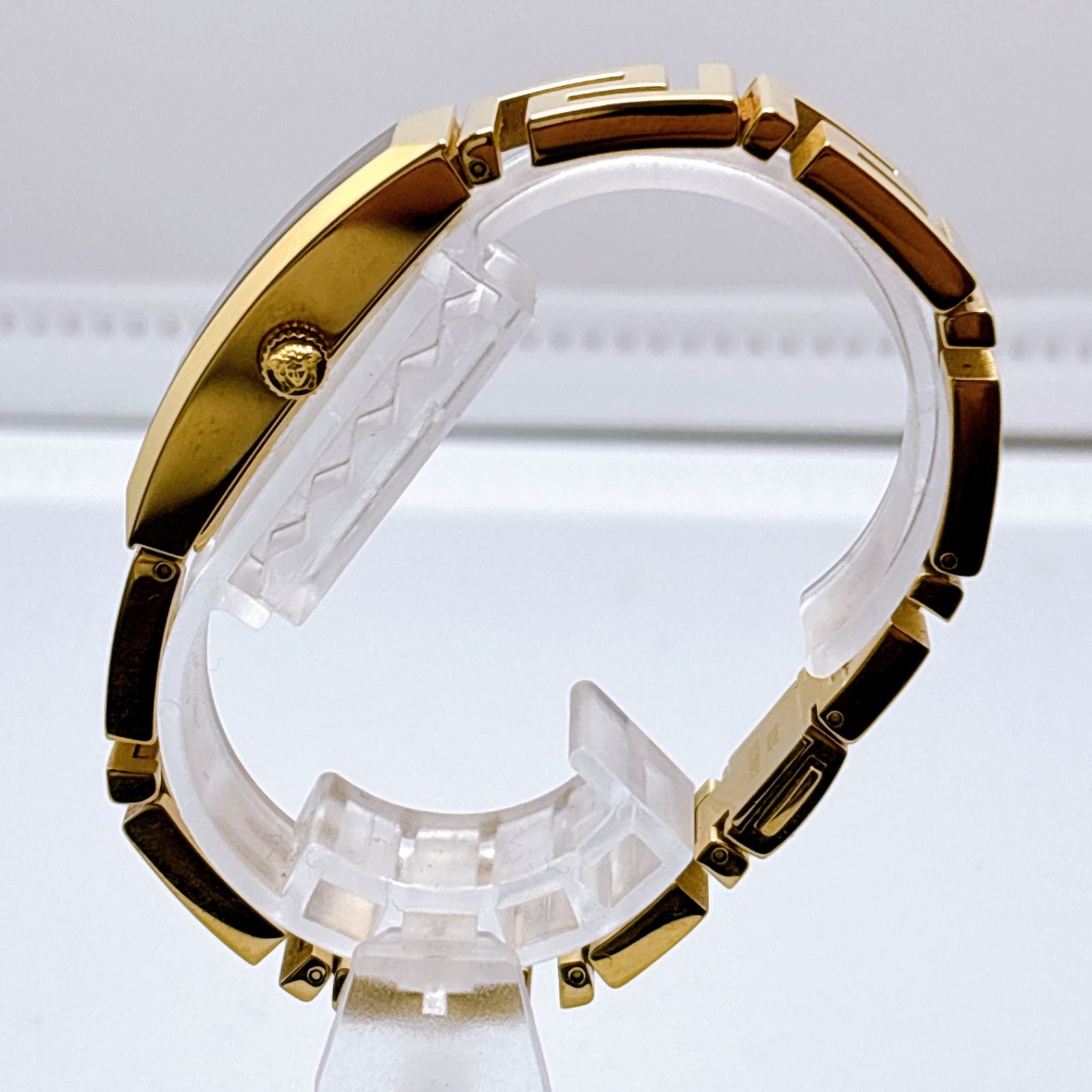 VERSACE ヴェルサーチ