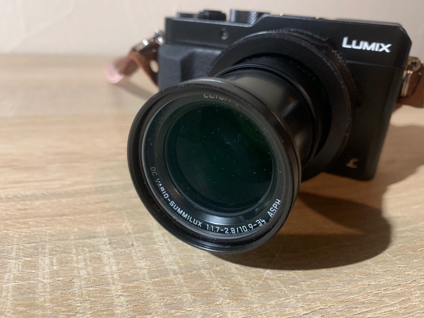 ブラック デジカメ