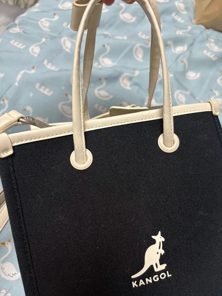 カンゴール レディース ミニハンドバッグ クロスバック ブラック アイボリー バッグ