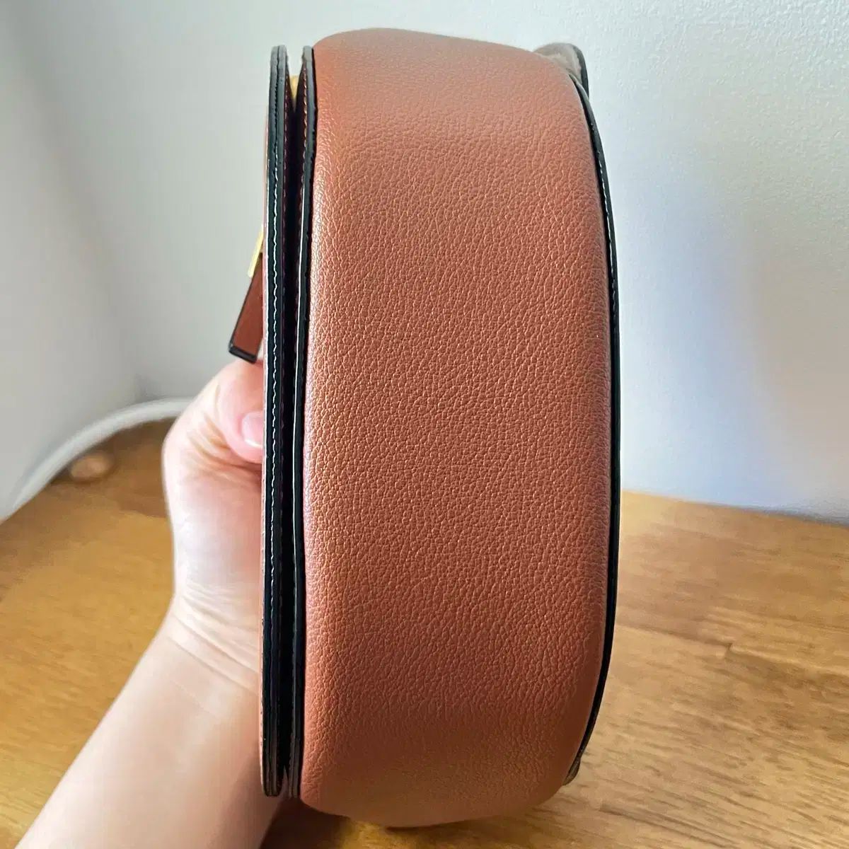 オリアニー ロティ