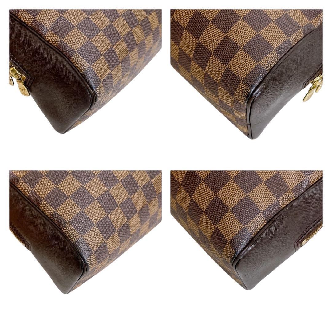 ショルダーバッグ スクエア型