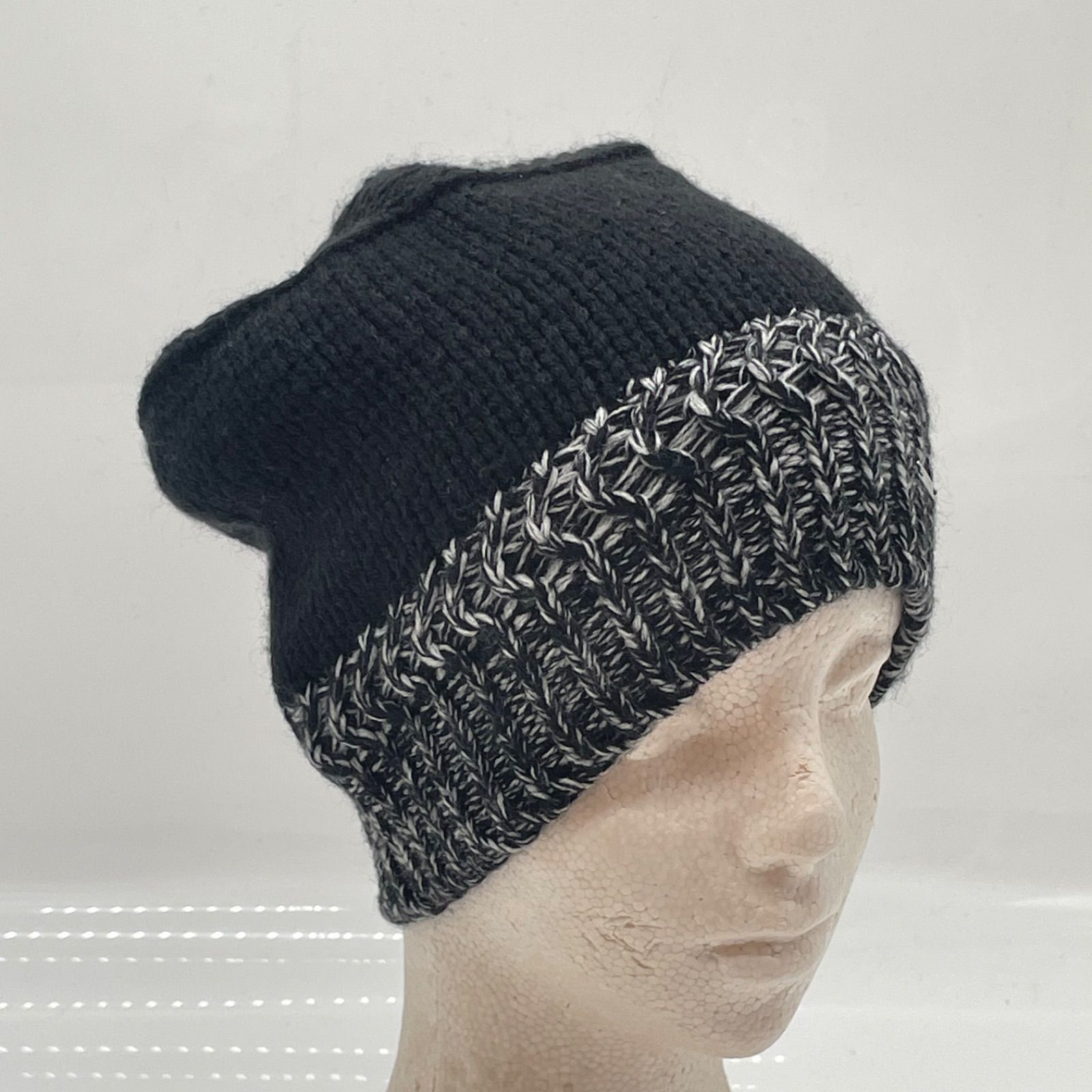 KO3494□DIESEL ディーゼル ブラック ニット帽 ビーニー ロゴプレート