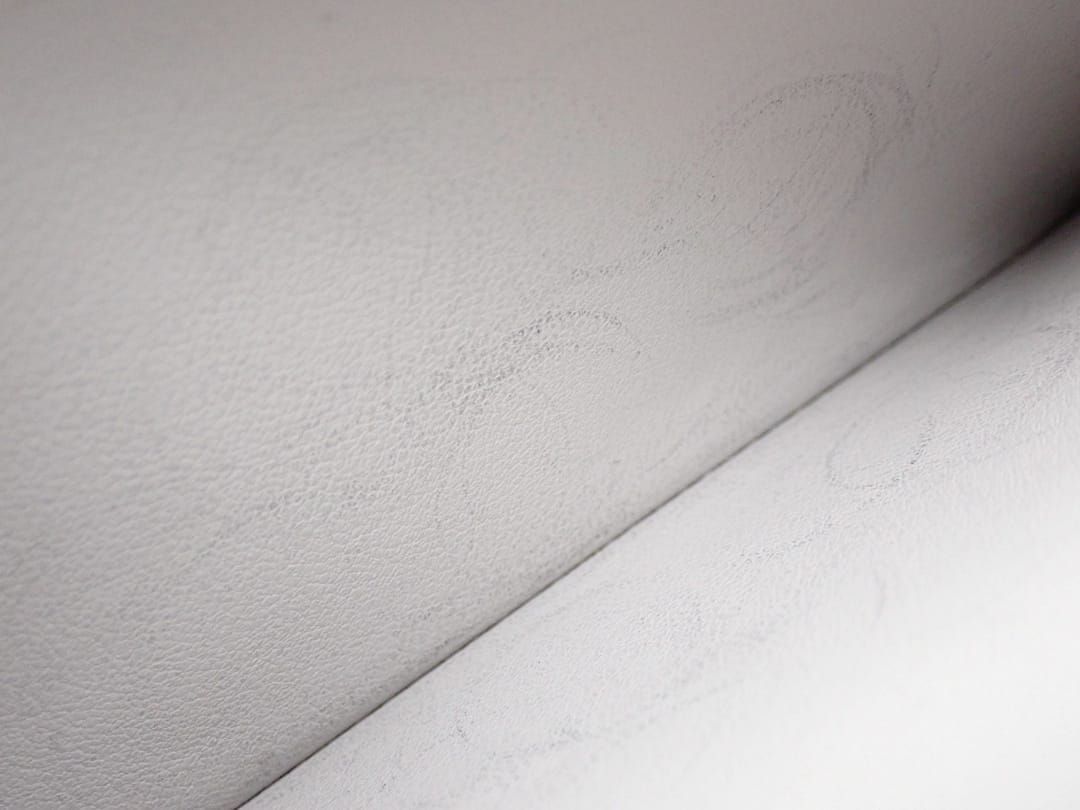 ラウンドファスナー長財布