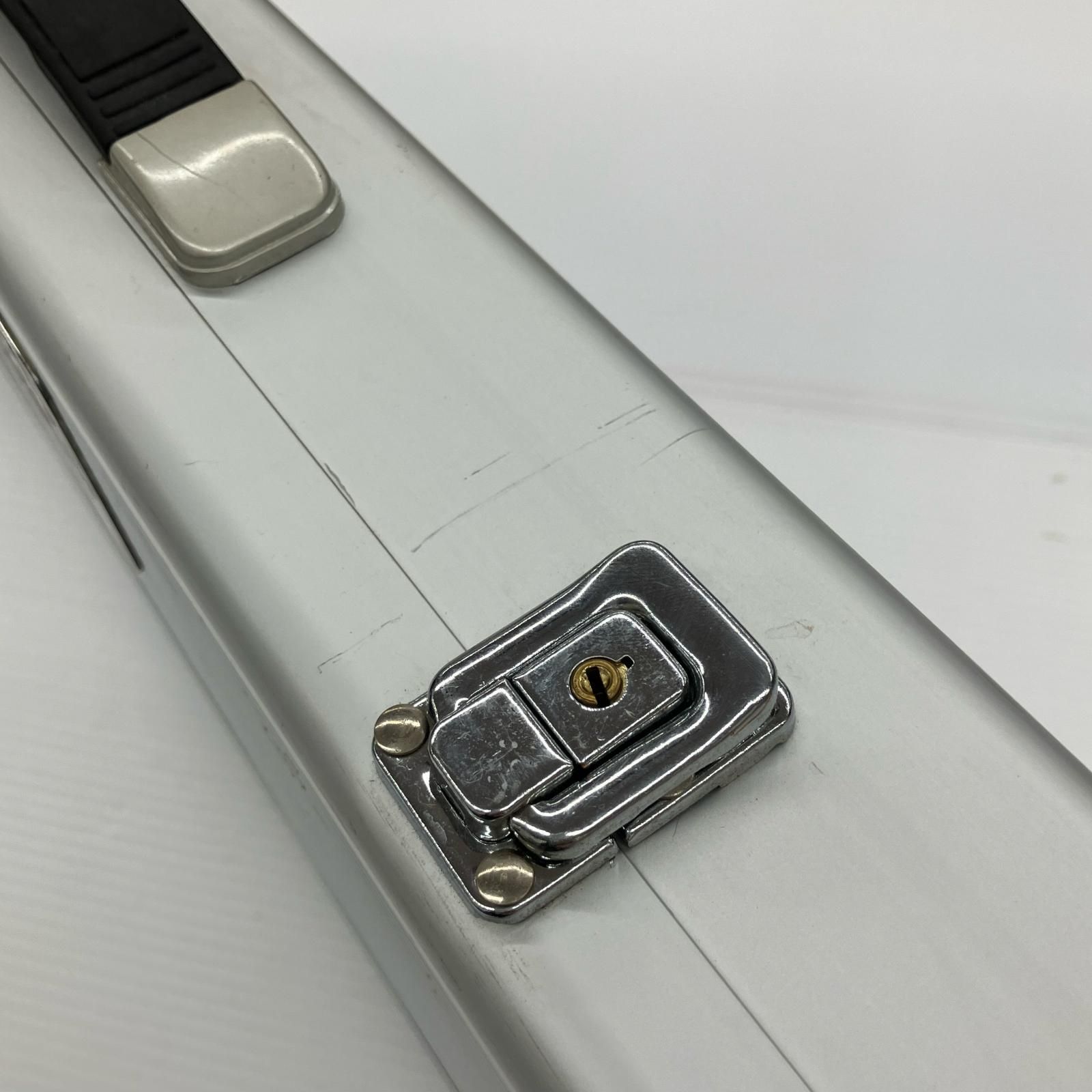 σσ アルミケース