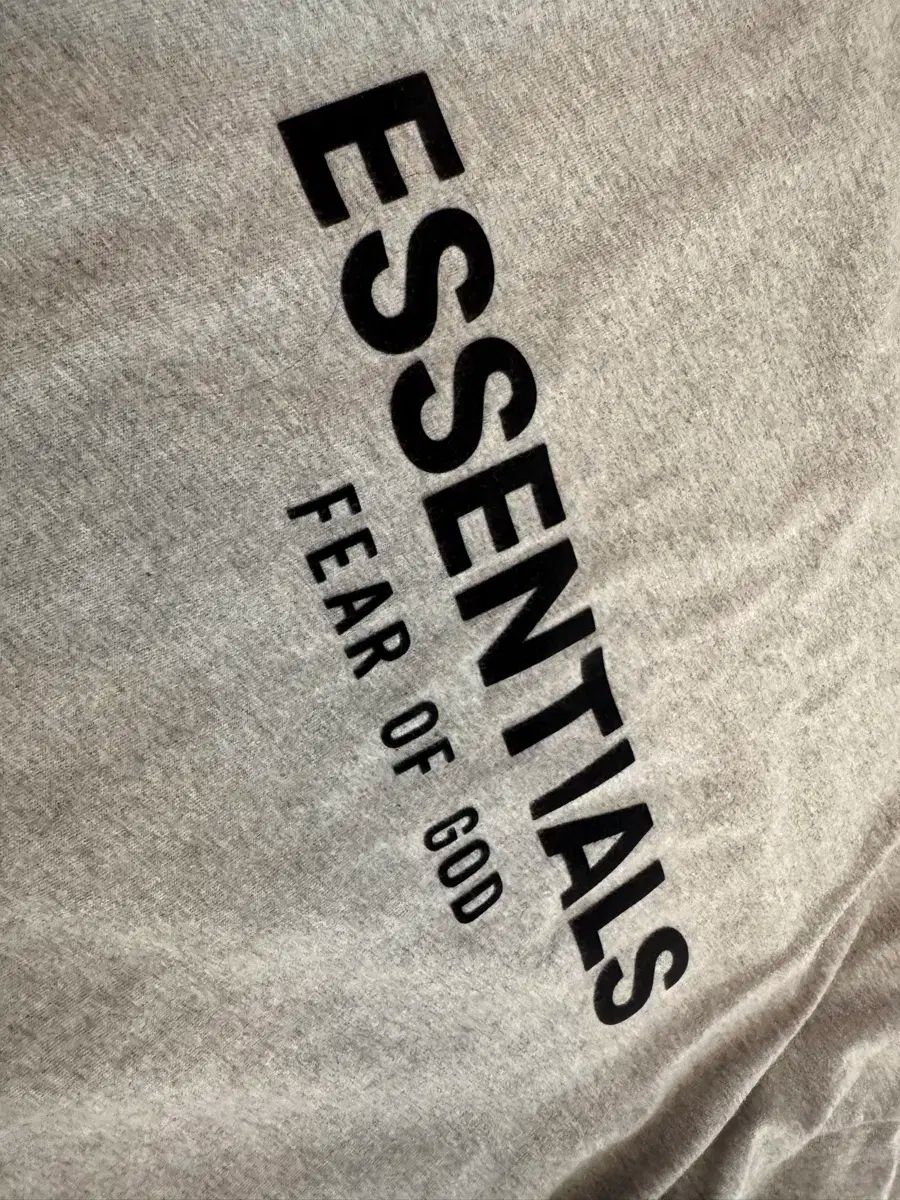  エッセンシャル Fear of God ロング スリーブ Tシャツ 七分 長袖カットソー トップス