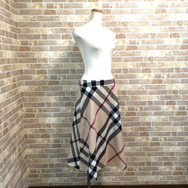 送料込み ♥品 BURBERRY LONDON スカート 40 タグ付き 12