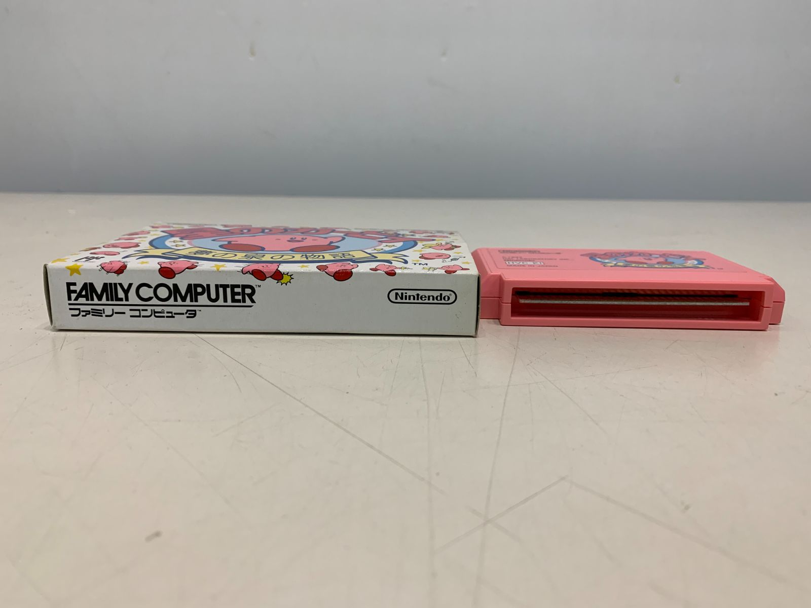 ファミリーコンピュータ ファミコン