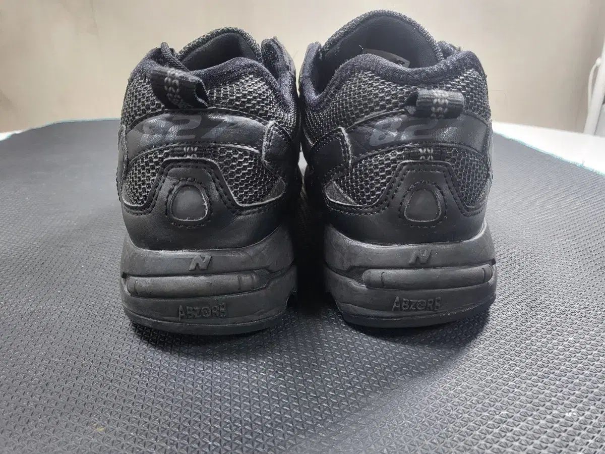 ランニングシューズ 265mm