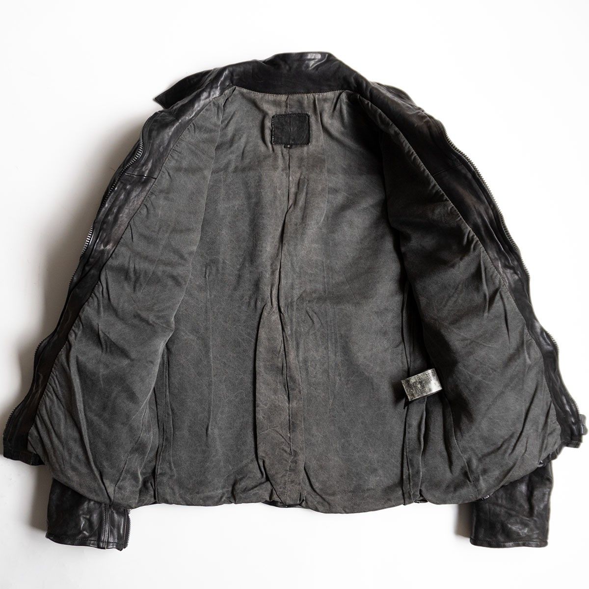 ベルギーショルダー】ISAMU KATAYAMA BACKLASH【製品染め 襟付き