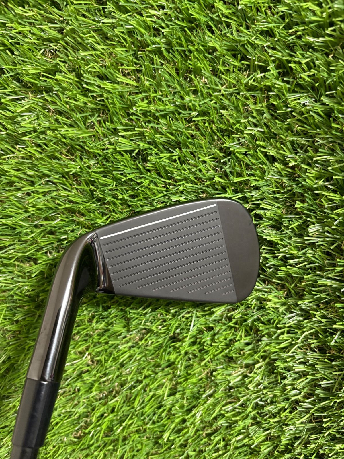 美品！限定テーラーメイドP790 7番アイアンブラック MCI S - メルカリ