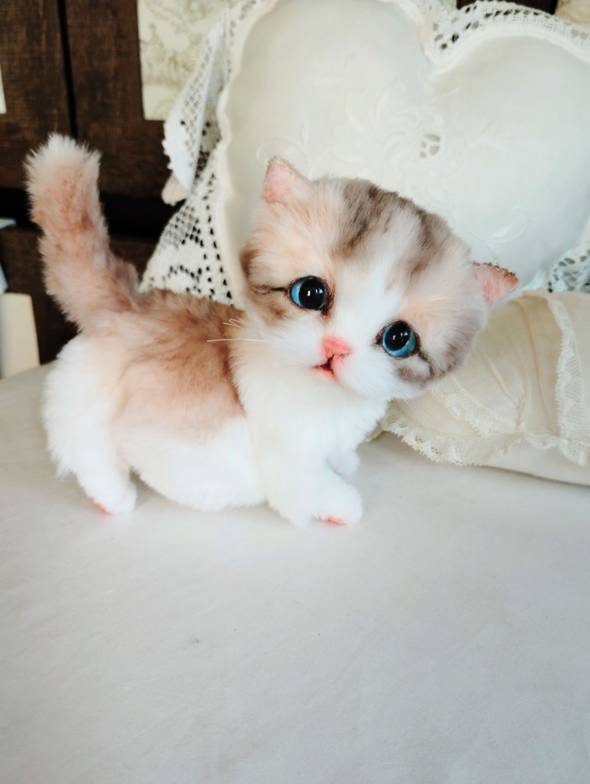 ミヌエット子猫ちゃん♡美人さん♡アートドール♡ぬいぐるみ♡大きめ