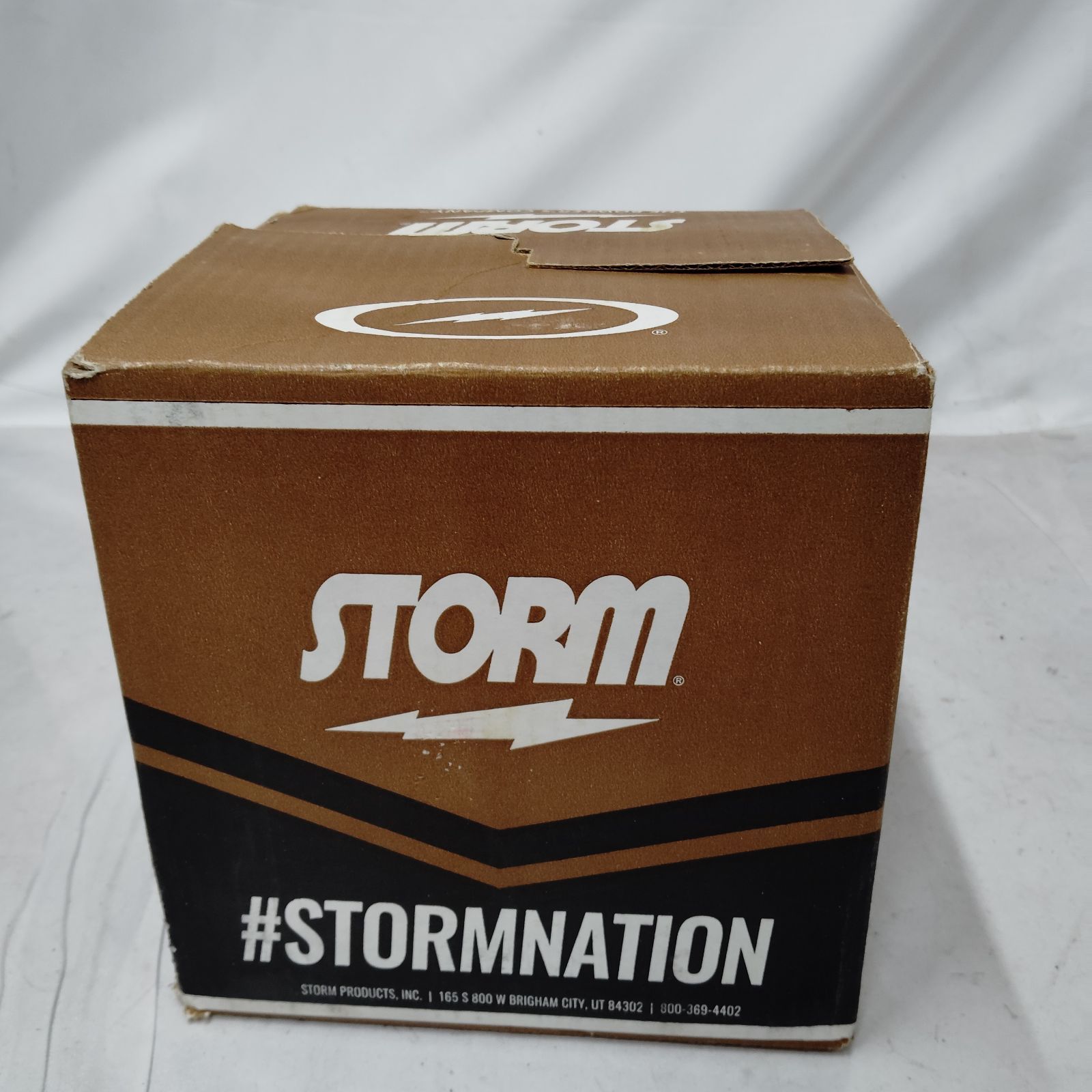 ☆STORM（ストーム） CODE 300 15ポンド ボウリングボール／中〜上級者