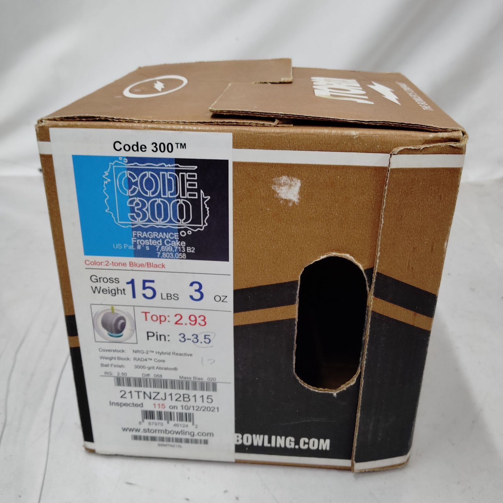 ☆STORM（ストーム） CODE 300 15ポンド ボウリングボール／中〜上級者