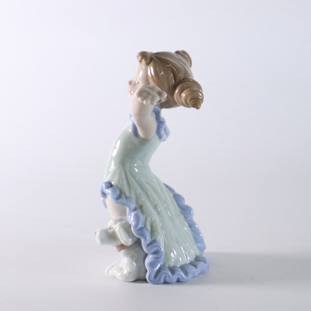 美品 リヤドロの姉妹ブランド NAO ピエロ フィギュリン スペイン製 美品 リヤドロの姉妹ブランド NAO ピエロ フィギュリン スペイン製 NAO