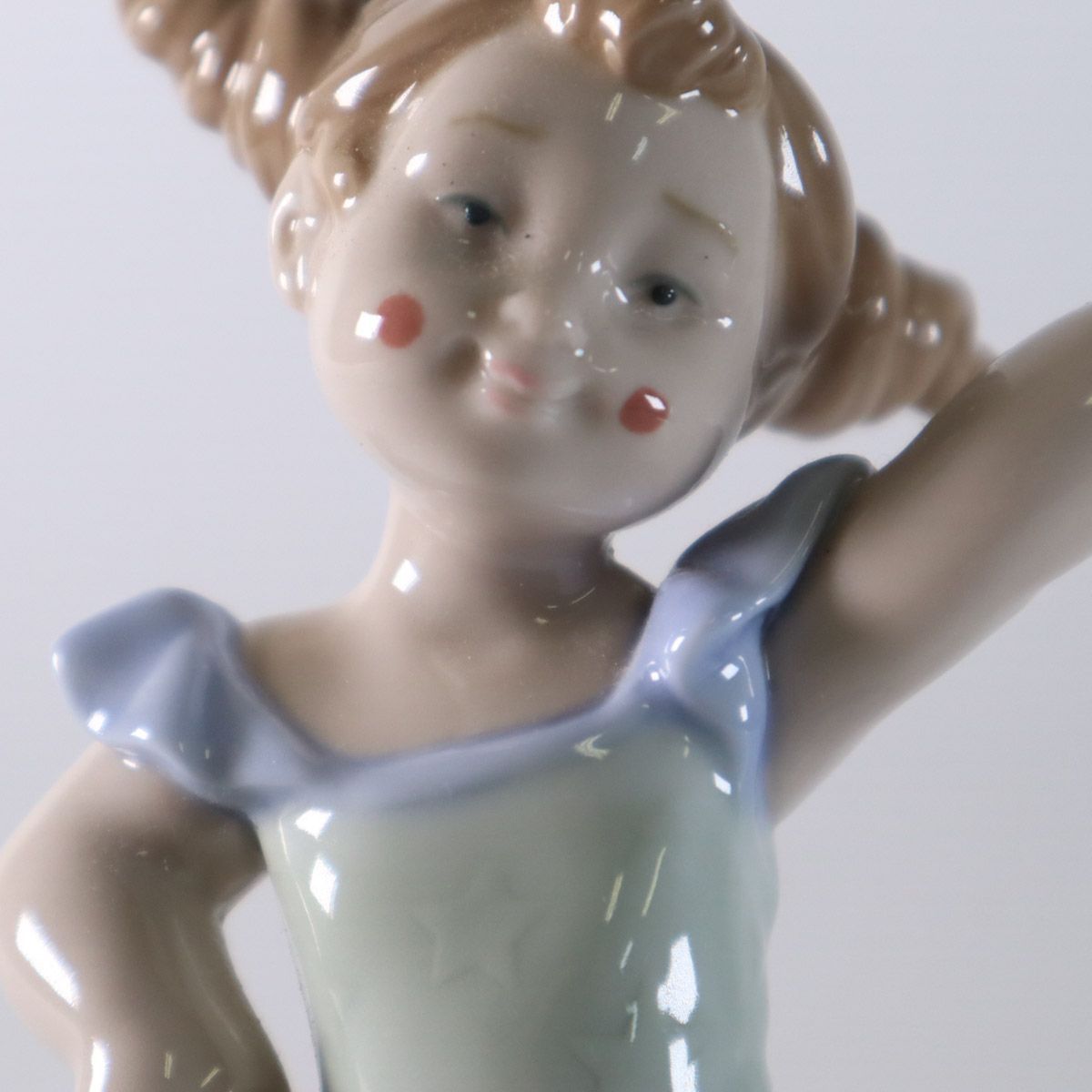 NAO スペイン製 LLADROリヤドロ姉妹ブランド グランフィナーレ