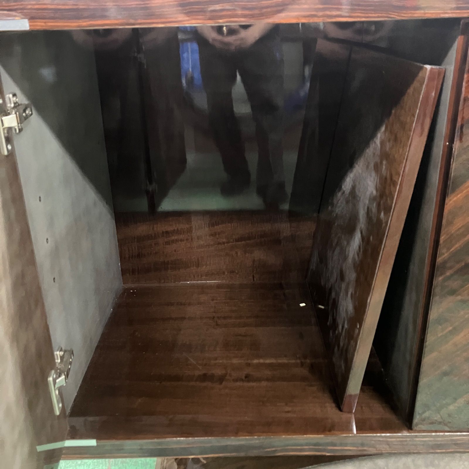 げ交渉 木目調 鏡面仕上げ キャビネット サイドボード アンティーク調 直接 横浜市保土ヶ谷区 MARWIL-DEMENAGEMENTS_CH