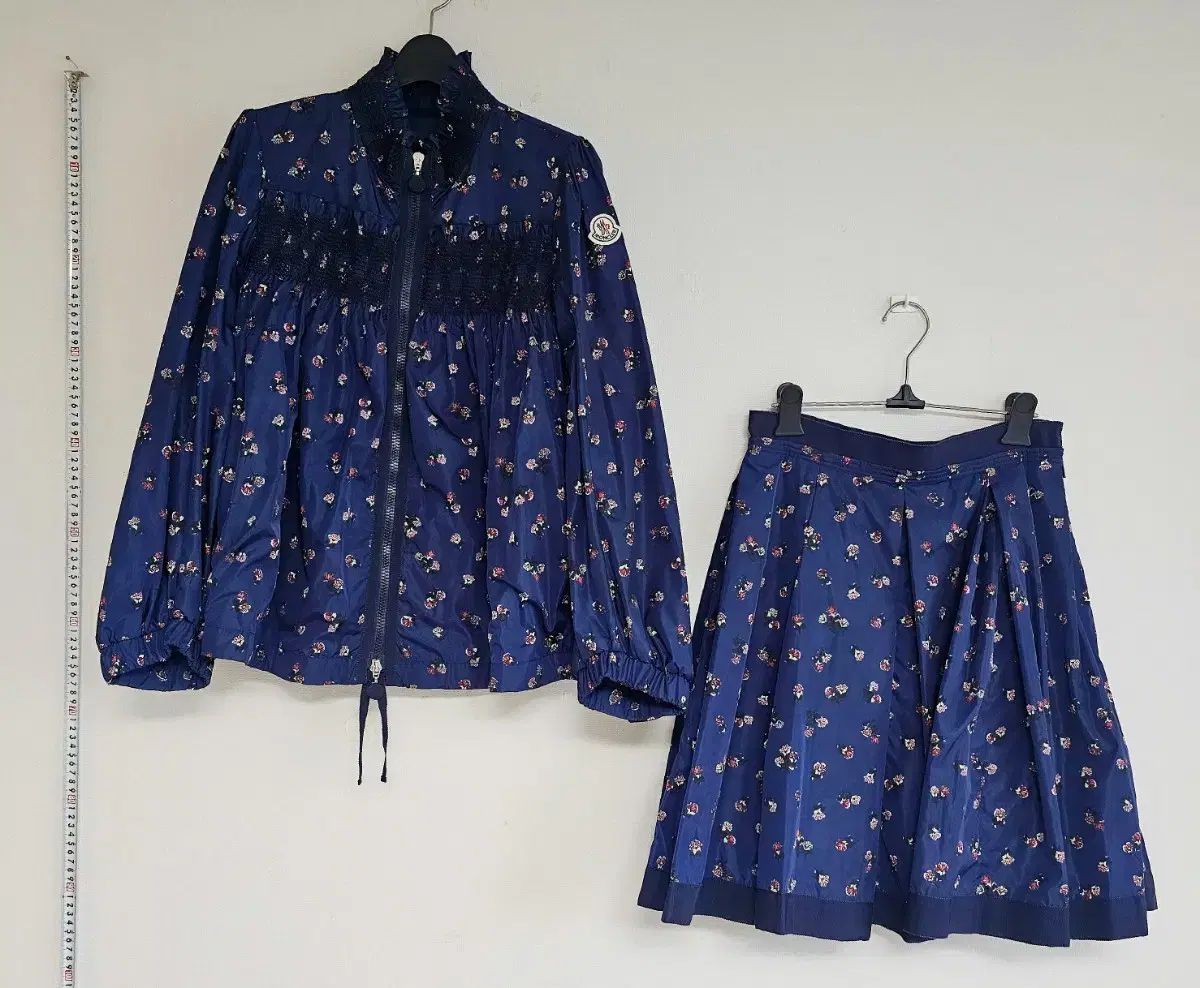 ブランド MONCLER モンクレール オート あんさんぶるスターズ あんスタ ラム ウィンドブレーカー アウター スカート セット