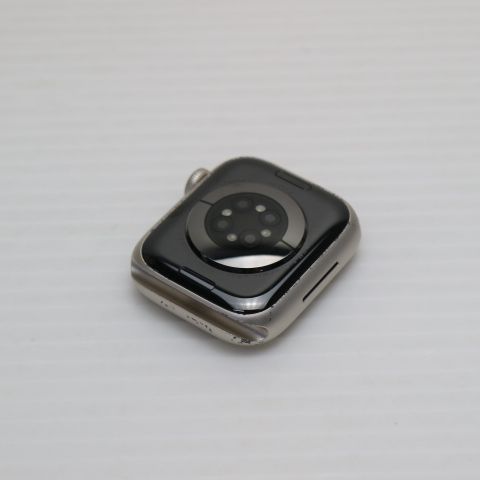 美品 Apple Watch Series7 41mm GPS スターライト 本体 即日発送 美品 Apple Watch Series7 41mm GPS スターライト 本体 即日発送