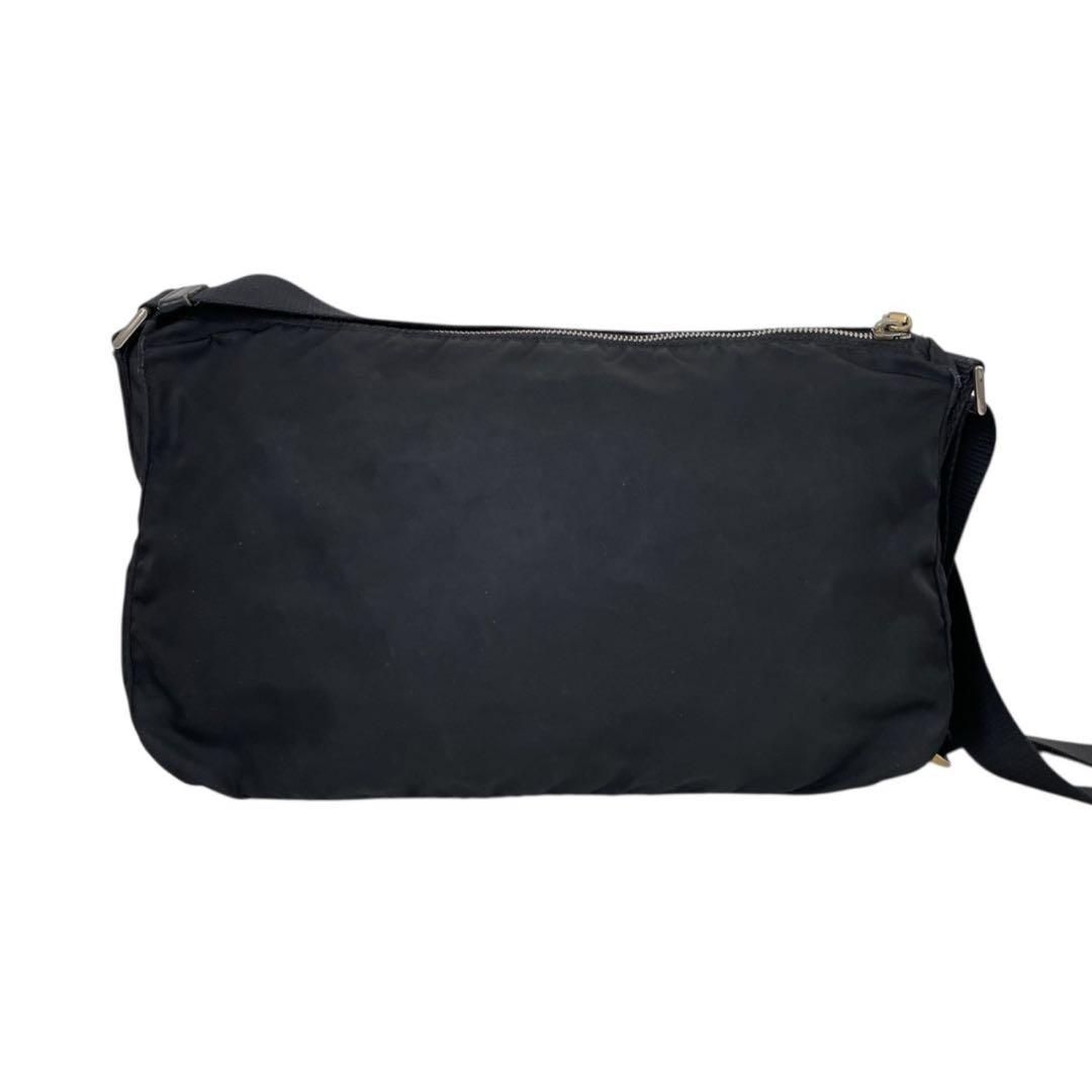 極美品　プラダ　三角ロゴ　ナイロン　黒　カメラバッグ　ショルダーバッグ 4663 価格交渉/質問大歓迎♪】極美品 プラダ PRADA 三角ロゴ ナイロン 黒