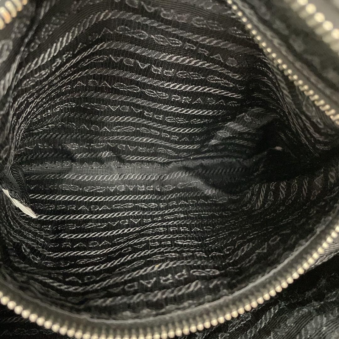 価格交渉/質問大歓迎♪】極美品 プラダ PRADA 三角ロゴ ナイロン 黒