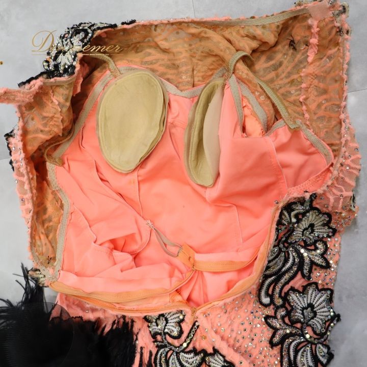 ダンスウェア 競技用衣装