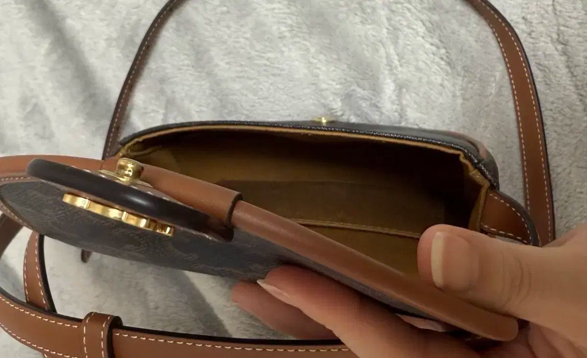 Celine セリーヌ ツリー ミニベサチェ タン DECORATOM_COM_BR