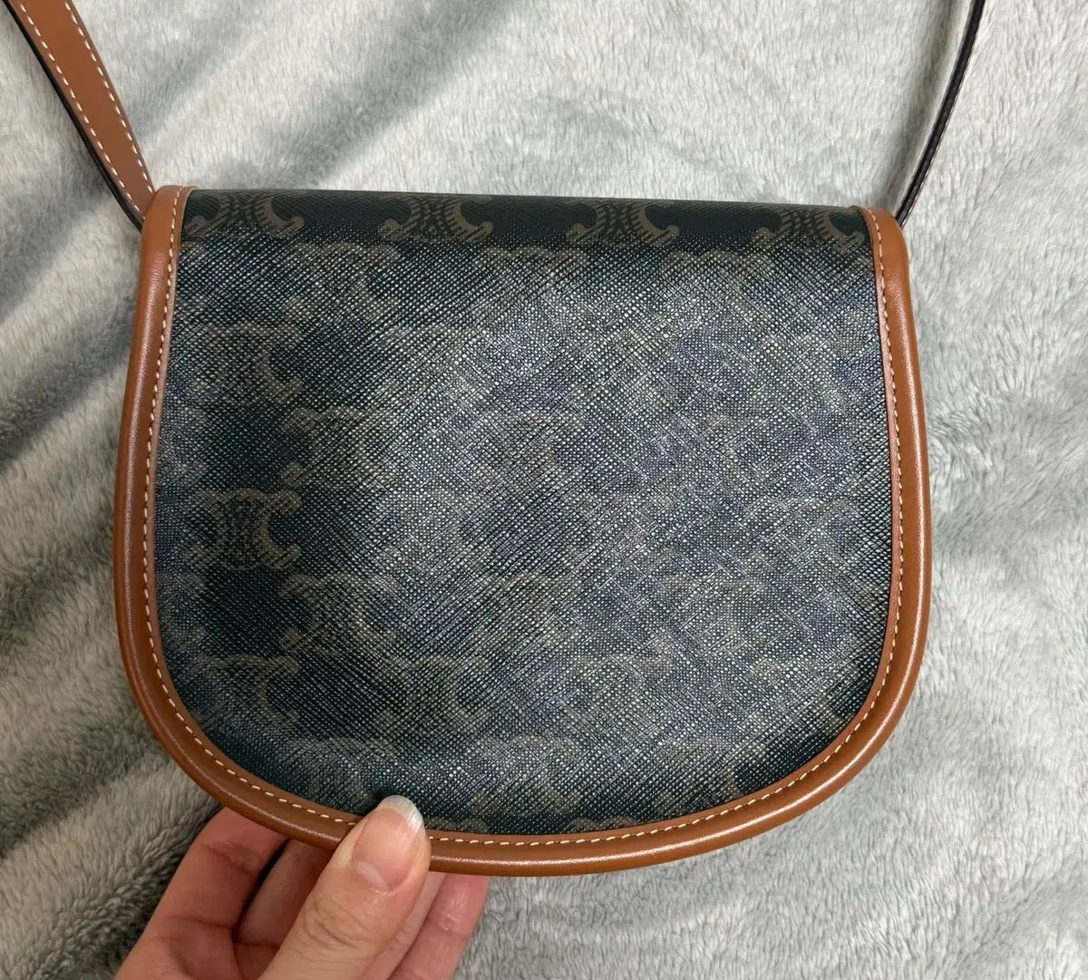 ミニベサチェ タン