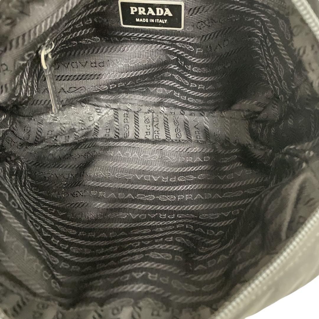価格交渉/質問大歓迎♪】極美品 プラダ PRADA 三角ロゴ ナイロン 黒