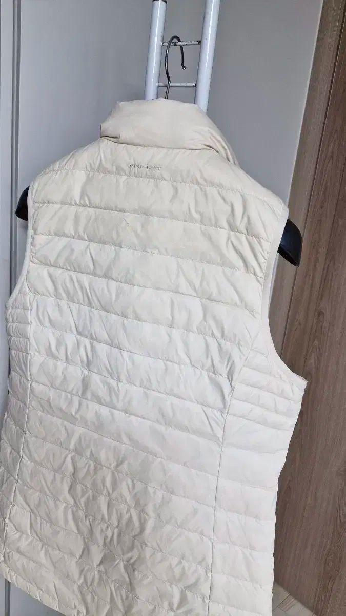  Columbia ユニセックス オムニヒート アイボリー 発熱 グースダウン ダウンベスト 95 ベスト ジレ ベスト ジレ ビスチェ