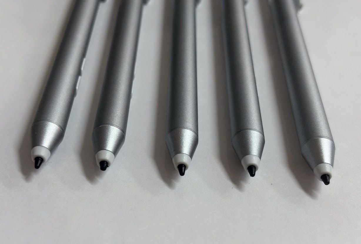 Platinum プラチナ色