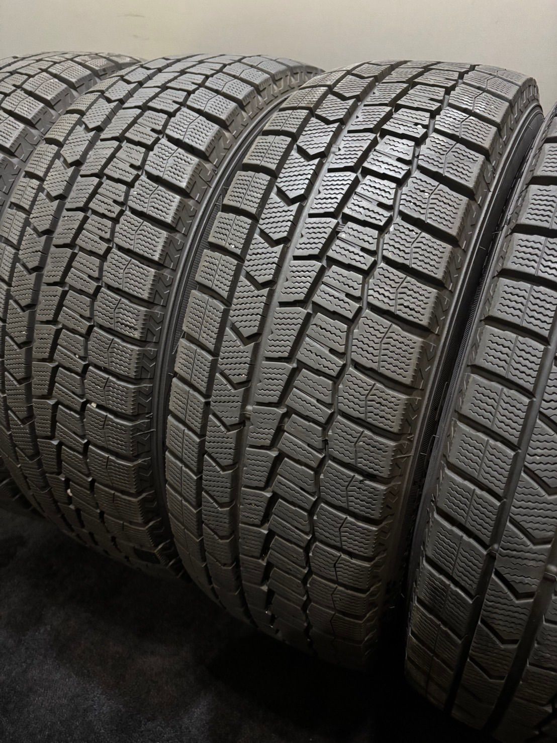 215|60R16 DUNLOP|WINTER MAXX WM02 22年製 スタッドレス 4本 ダンロップ ウィンターマックス クラウン ヴェゼル CX-3 4-K443