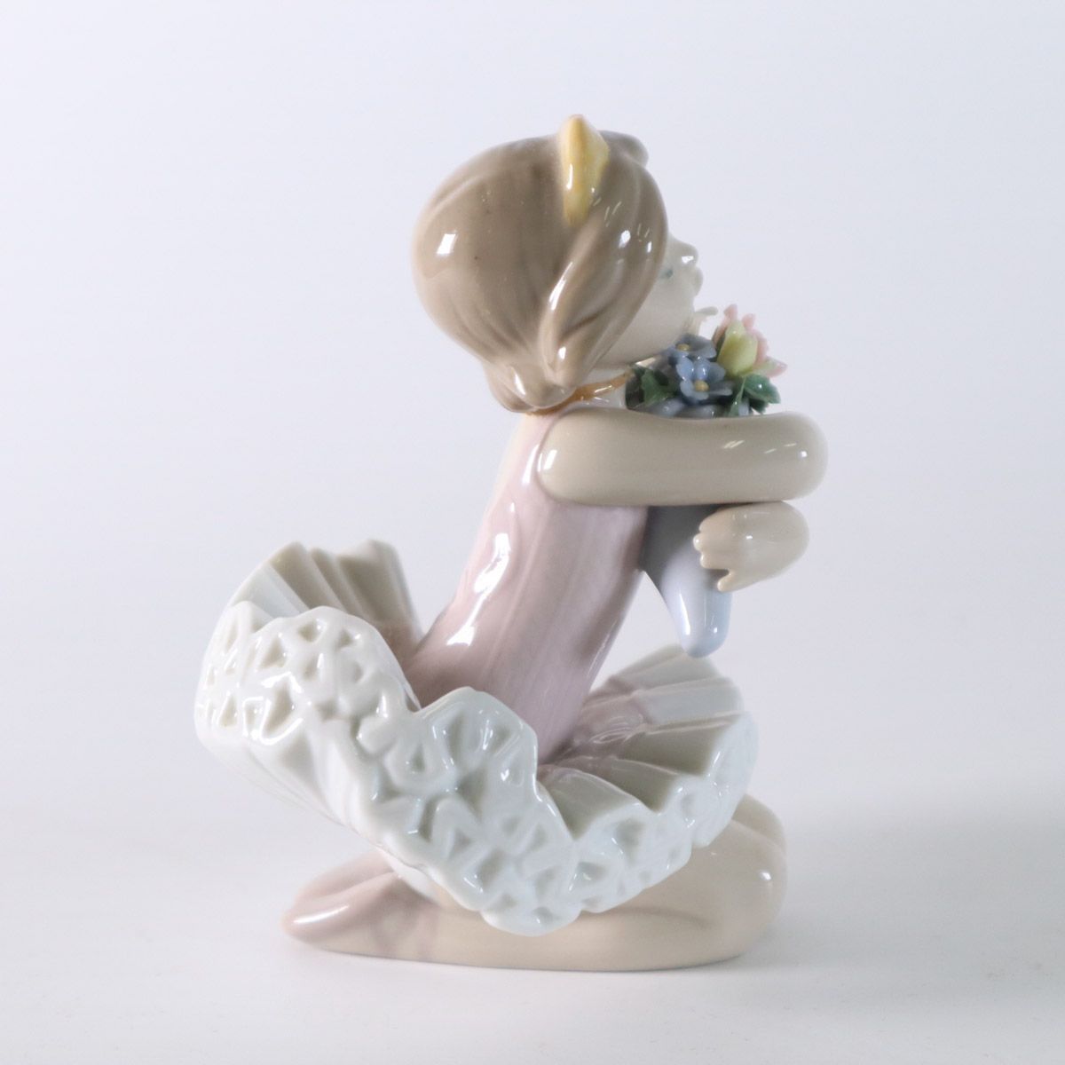 LLADRO リヤドロ デビューに向けて 06764 フィギュリン 陶器製人形