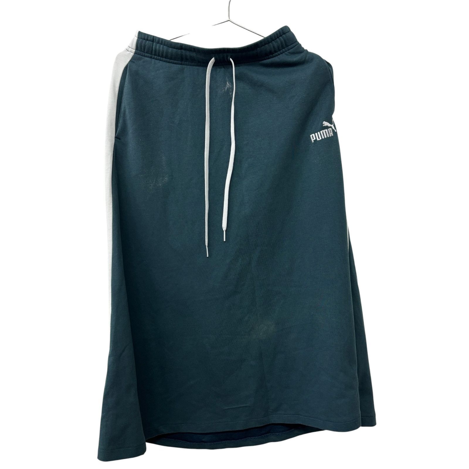 PUMA プーマ カーキグリーン ひざ丈 その他 M