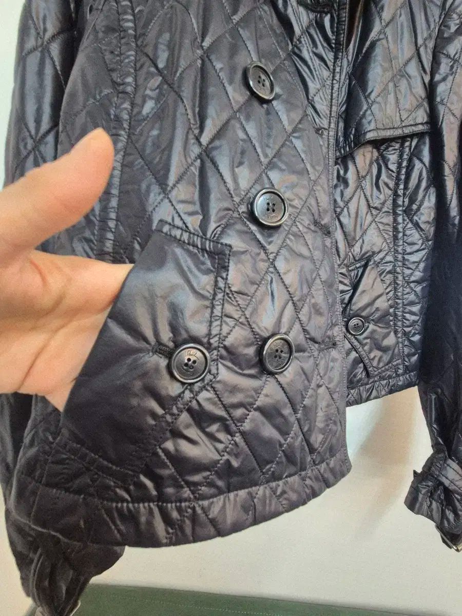 バーバリー ブラック キルティング ショートジャケット