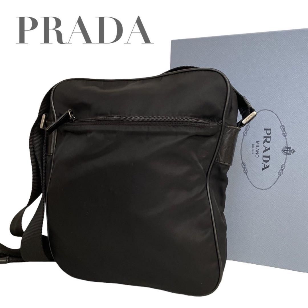 極美品 プラダ ショルダーバッグ 斜め掛け 三角ロゴプレート ナイロン