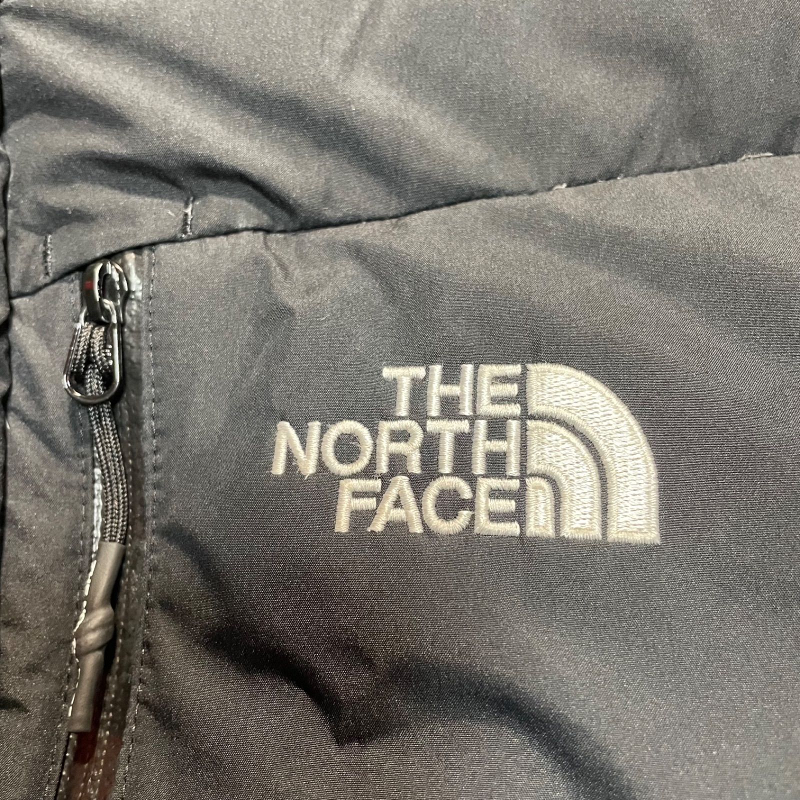  THE NORTH FACE ノースフェイス ダウンコート ベンチコート ダウンジャケット ワンポイント刺繍 ロゴジップ キッズ 140 子供 男児 女児 男女兼用 ユニセックス 黒 ブラック 古着 ダウンコート 中綿コート コート