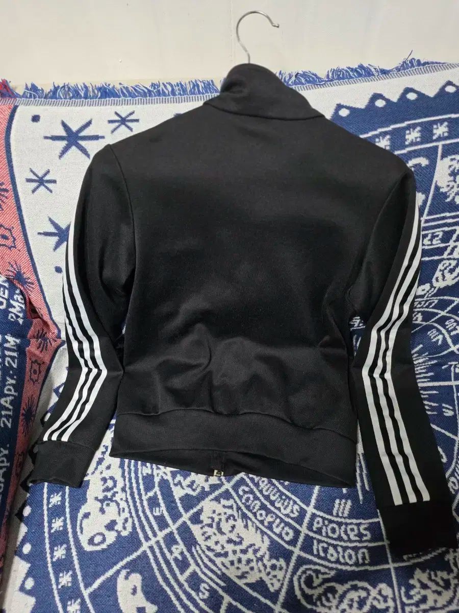 アディダス ブラック 3本線 トラックジャージ