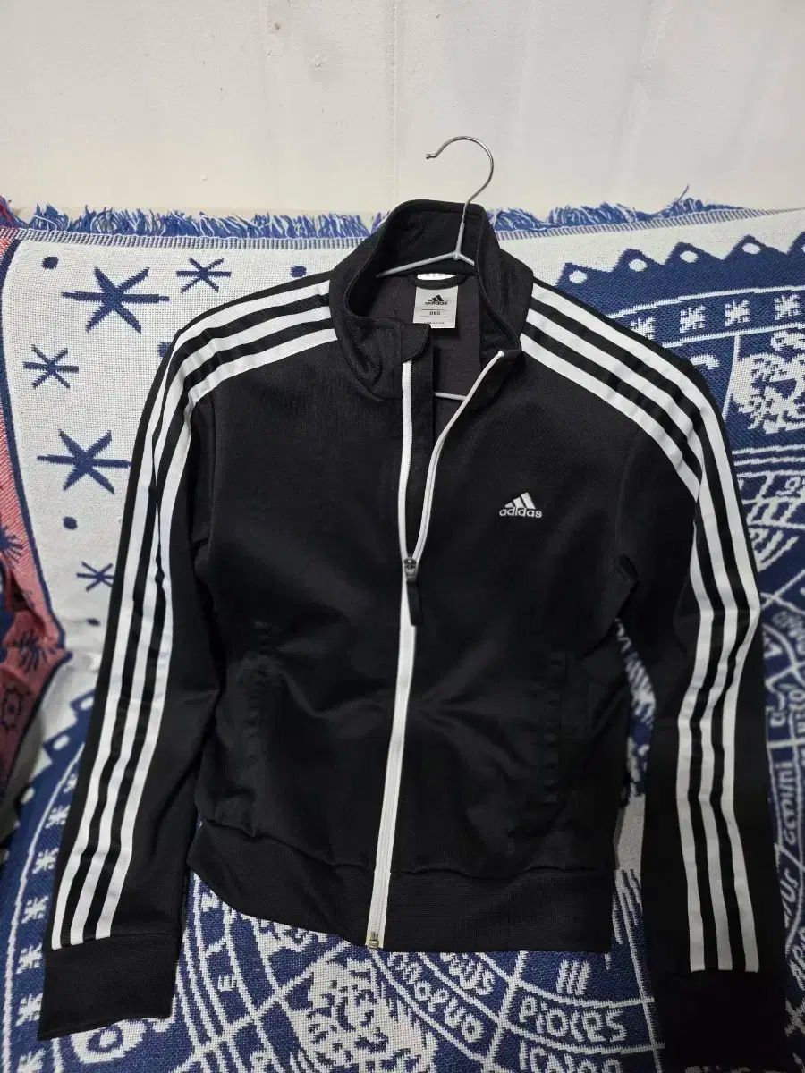 アディダス ブラック 3本線 トラックジャージ