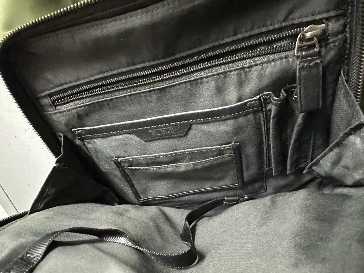 ロールトップ バックパック