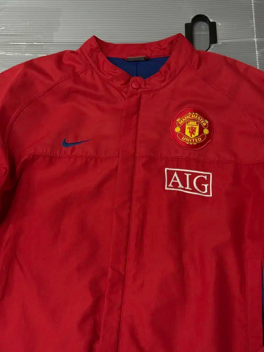 Nike マンチェスター・ユナイテッド ウィンドブレーカー M Nike マンチェスター・ユナイテッド ウィンドブレーカー Mサイズ