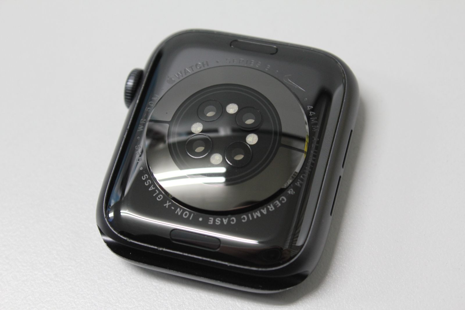 6|GPS|44mm|A2292 MG173J|A